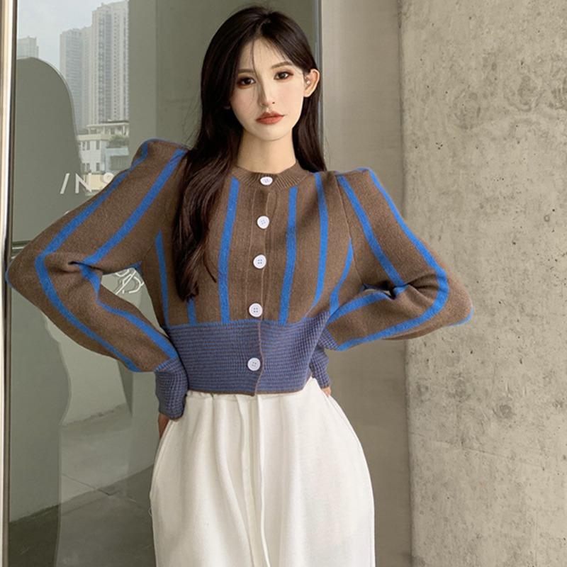 

Кардиган свитера для женщин с круглым вырезом на пуговицах с длинным рукавом, один размер, цветные полосатые повседневные футболки One Size