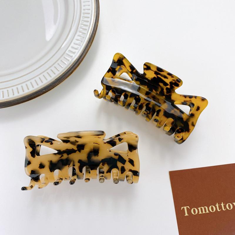 Vintage Inspired Acetate Hair Clip With Beautiful Butterfly Bow Design For Girls