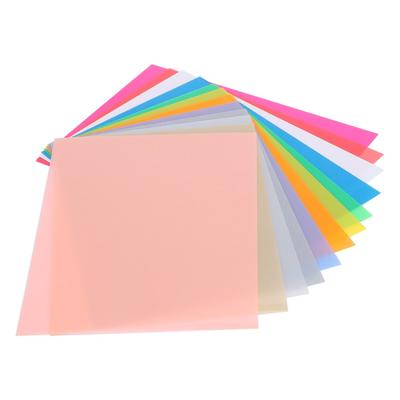 12 feuilles de film thermorétractable colorées 12 couleurs 14,5x20CM Papier rétractable Art Accessoires Porte-clés DIY Artisanat d'Art
