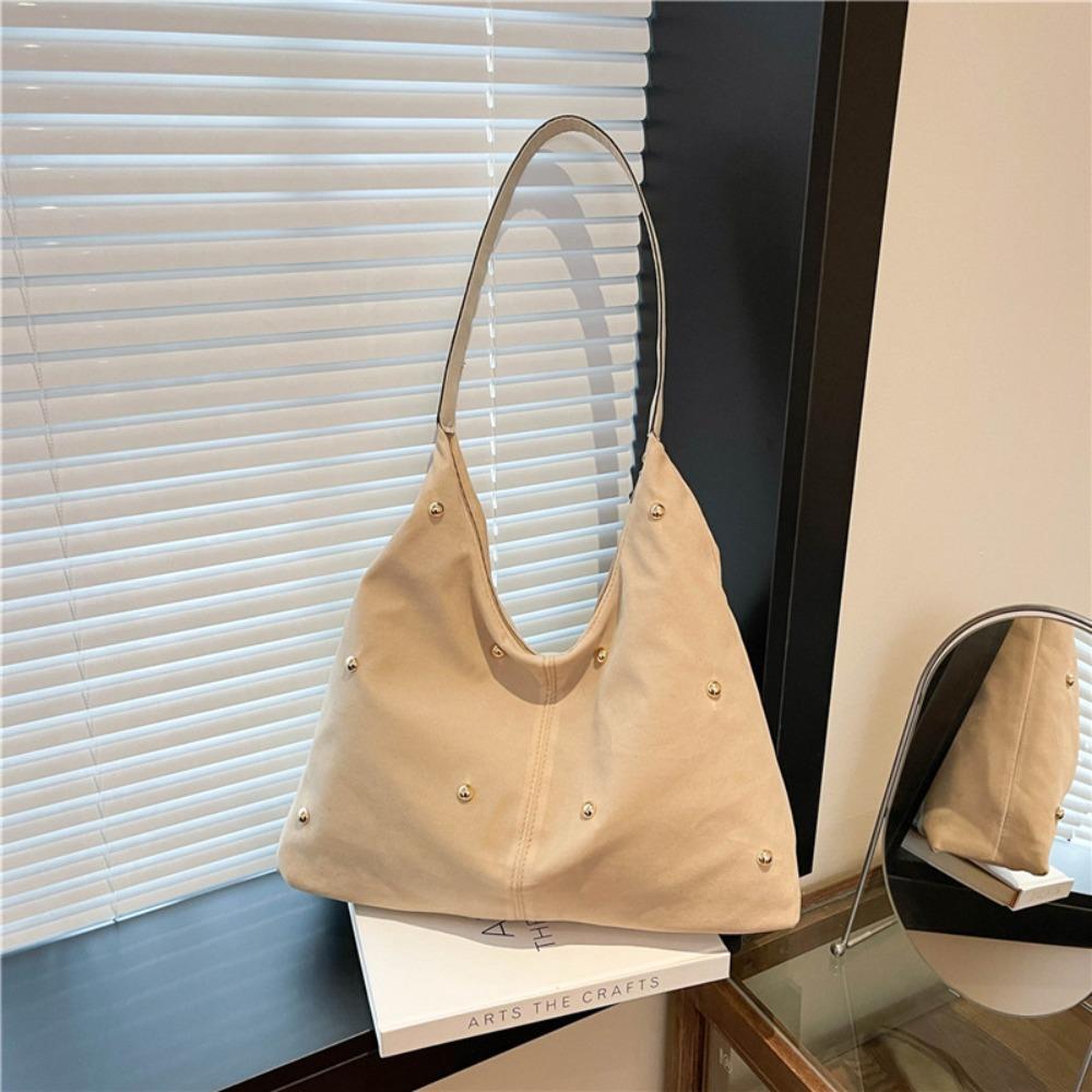 

New Large Capacity Shoulder Bag Faux Suede Rivet Ladies Handbags Solid Color Underarm Tote Bag Female бежевый