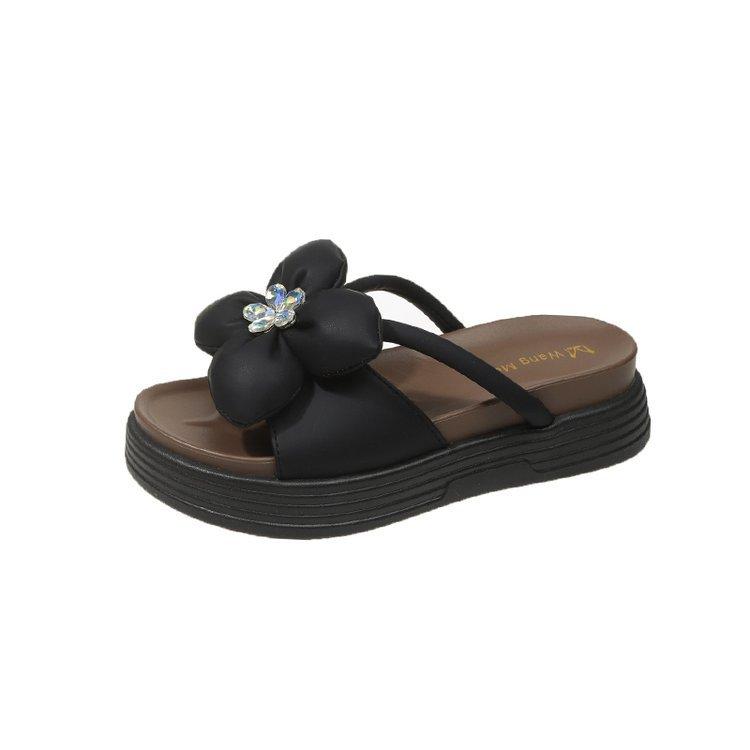 

Thick-bottomed soft-bottomed cool slippers female outer wear fairy wind 2024 new summer Internet celebrity fashion versatile muffin slippers 40 чорний коричневого кольору