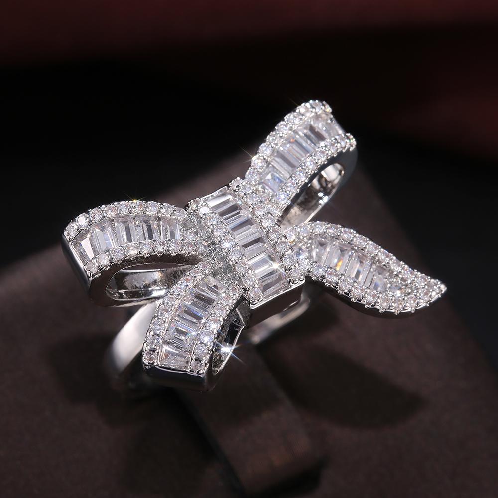 Huitan Luxury Bowknot Shape Women Rings for Party Female Stylish Accessories High Quality Brilliant CZ Hot Zircon Cute Bow Ring