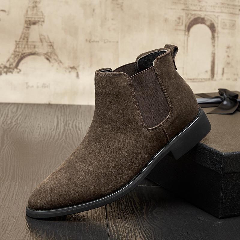 Large Size Chelsea Boots Men's Summer Breathable British Style Pointed Fur Short Boots High Top Leather Shoes Medium Top Martin Boots