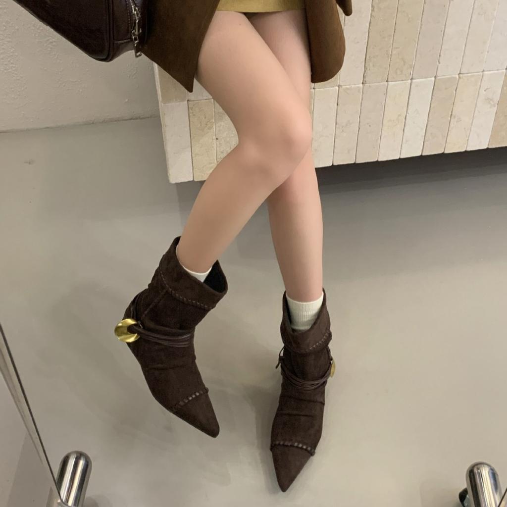 2025 Autumn New Fashion Short Knight Short Boots French Design Sense Pointed Pleated Thin Boots Women