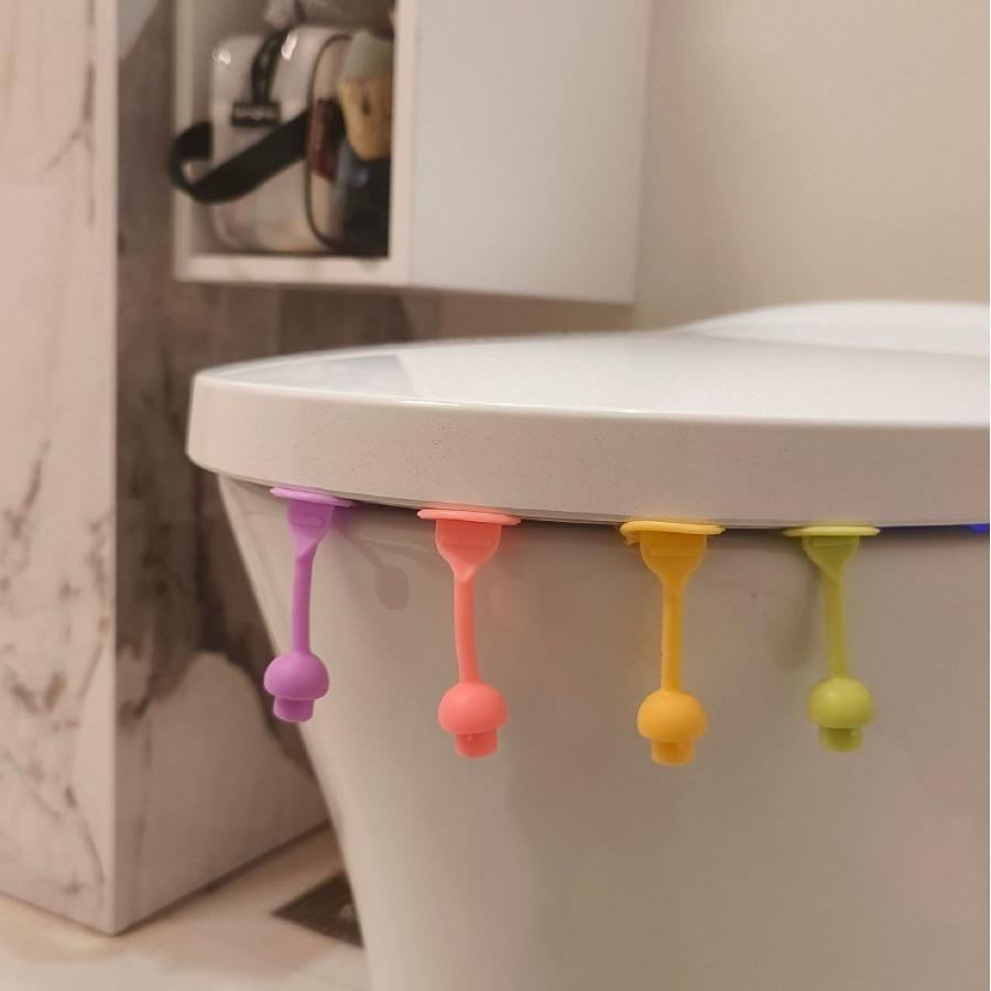 1PCS Cute Mushroom Head Toilet Lid Lifter Household Lid Lifter Bathroom Anti-dirty Silicone Handle Toilet Lid Lifter Storage