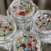 50 Stück Mehrfarbige Mini-Wassertropfen Zirkon Nail Art Strasssteine 3D Flachboden Kristallsteine Maniküre Dekoration