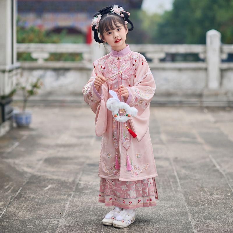 2026 Spring/Autumn Ming Dynasty Embroidery Children's Hanfu Yun Jian Princess Dress Jacquard Style Set