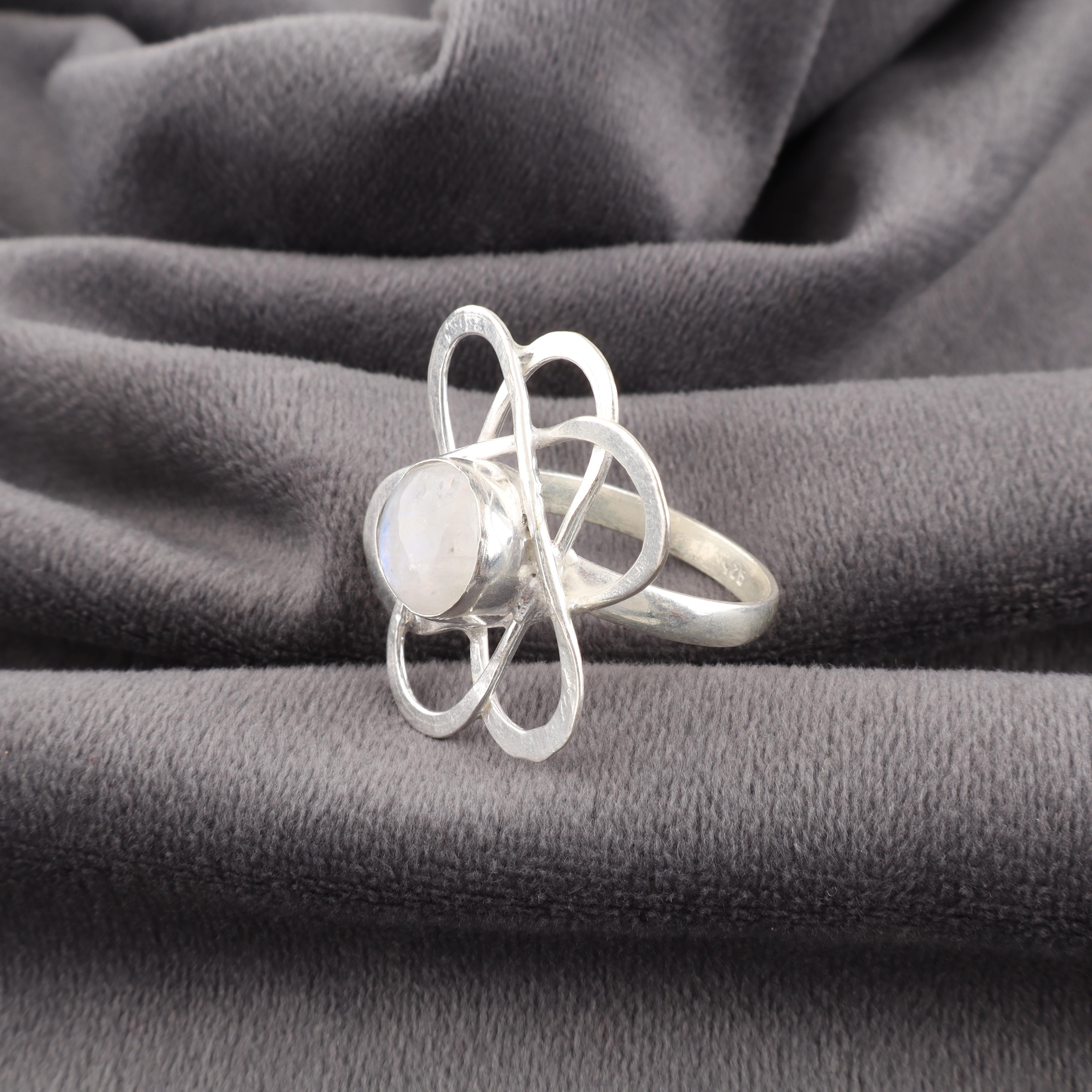 

Украшения из радужного лунного камня, кольцо из стерлингового серебра 925 пробы, прекрасные серебряные украшения ручной работы, дизайнерское кольцо с лунным камнем для подарка 12 белый