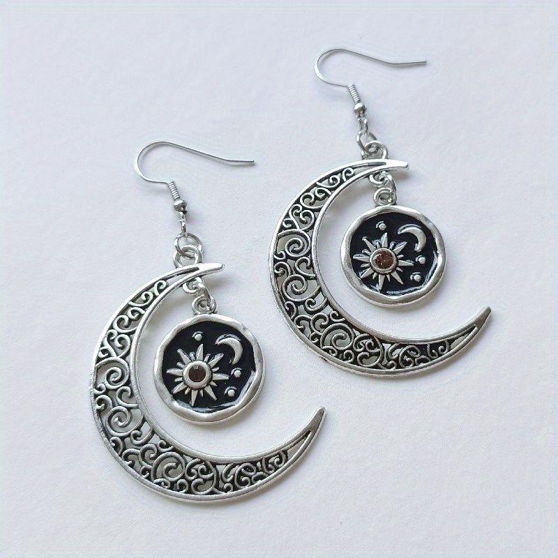 Retro Bohemian Sun and Moon Pendant Earrings - Simple, Versatile Dangle Design