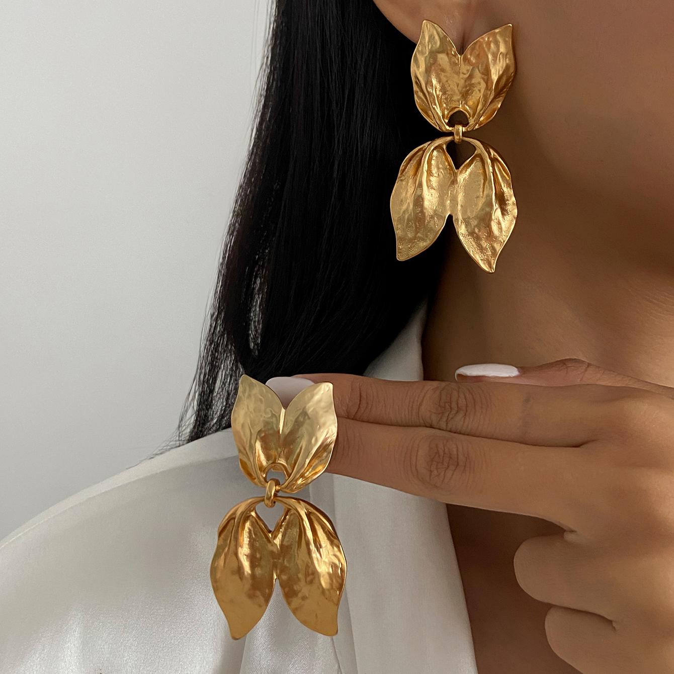

Ingemark Vintage Textured Leaf Stud Earrings for Women Charm Geometric Piercing Earring Fashion Party Banquet Jewelry Accessorie
