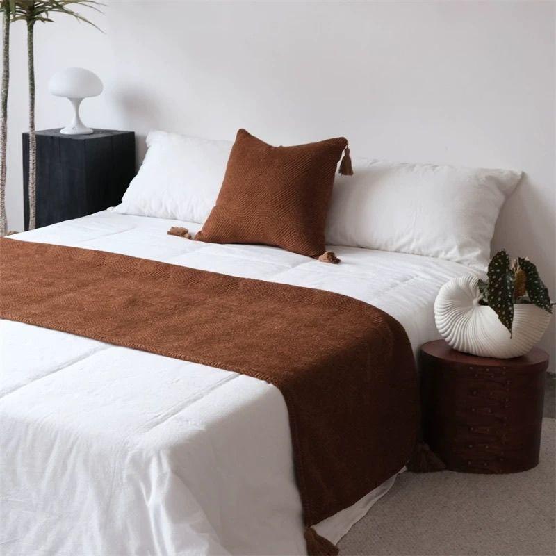 Middle Ancient Style Bed Tail Blankets Brown Homestay Bed Flag Home Bedding Decoration with Thickened Dust-proof Cloth Soft Sofa Throw nap blanket
