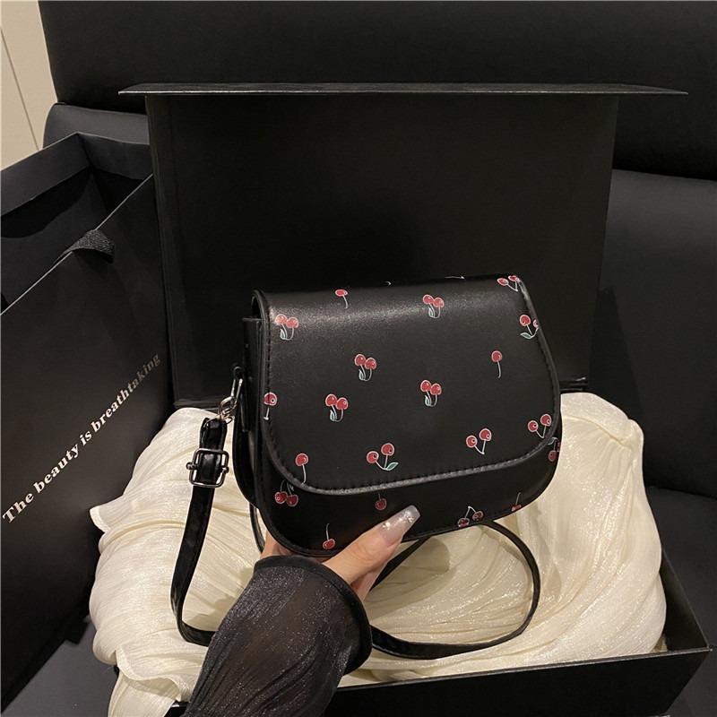 Small Fresh Cherry Fashion Handbag Women's Spring and Summer New Trendy Niche Messenger Bag Versatile Small Square Bag