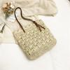 Handgewebte Strohtasche für Damen Sommer-Strandtasche mit Ledergriffen und Muschelmuster-Design