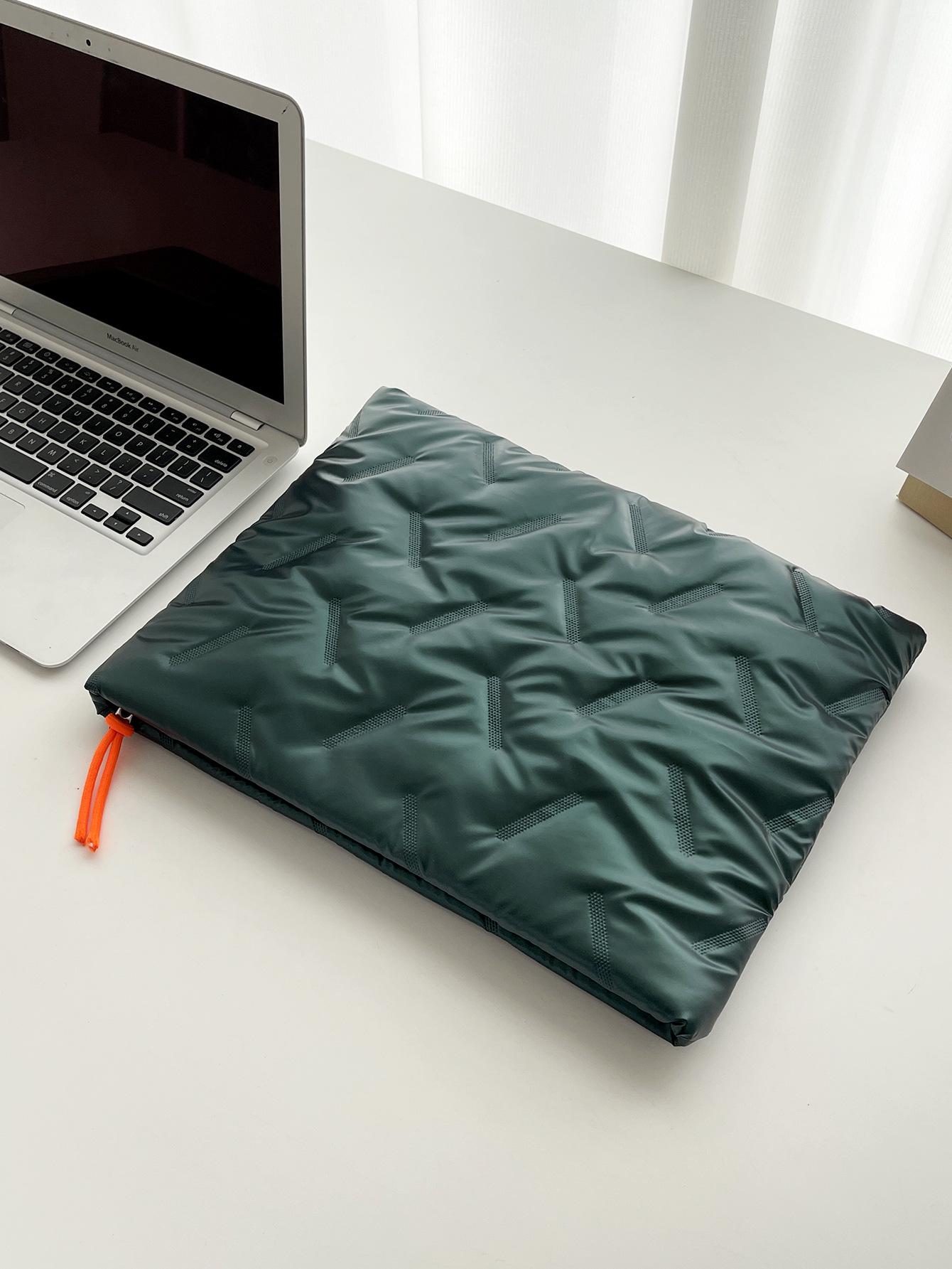 

Korean Y2K Waterproof Ultra-Soft 14 Laptop Sleeve Bag – Large Capacity & Lightweight 14-inch