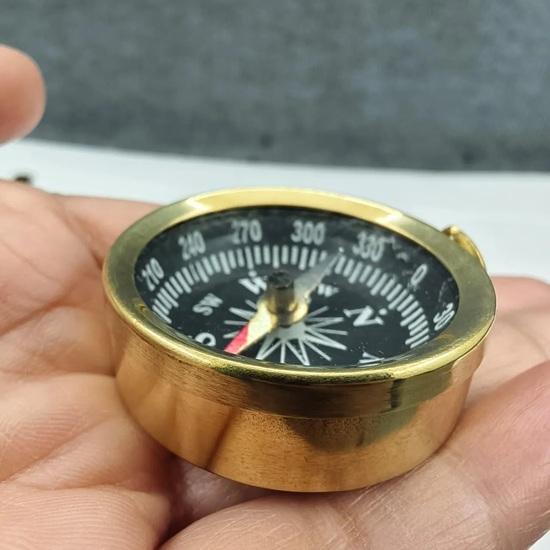 Set mit 10 nautischen Vollmessing-Militär-Marine-Taschenkompass-Schlüsselanhängern aus dem Zweiten Weltkrieg, Hochzeits-Jubiläum-Geburtstag-Weihnachts-Väter-Mütter-Geschenk