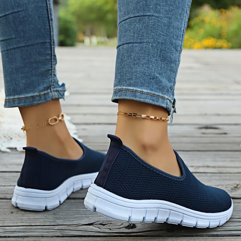 Summer New Europe and The United States Solid Color Casual Shoes A Stirrups Flat Shoes Breathable Lightweight Big Yards Flyknit Shoes