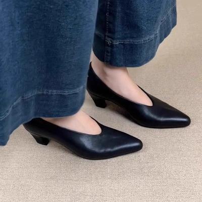 Simple Square Heel Single Shoes Pointed Toe Shallow Mouth Slip-on Non-Slip Wear-Resistant High Heels
