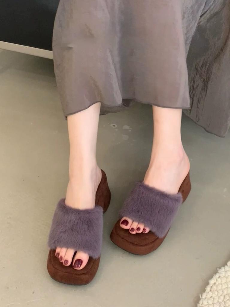 Spot thick bottom height increase small man fluffy slippers female autumn and winter gentle fairy wind cool slippers one word slippers female
