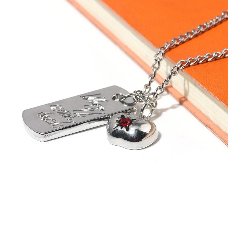 Simple Yet Elegant Silver Chain Necklace Decoration With A Delicate Fruit Shaped Charm