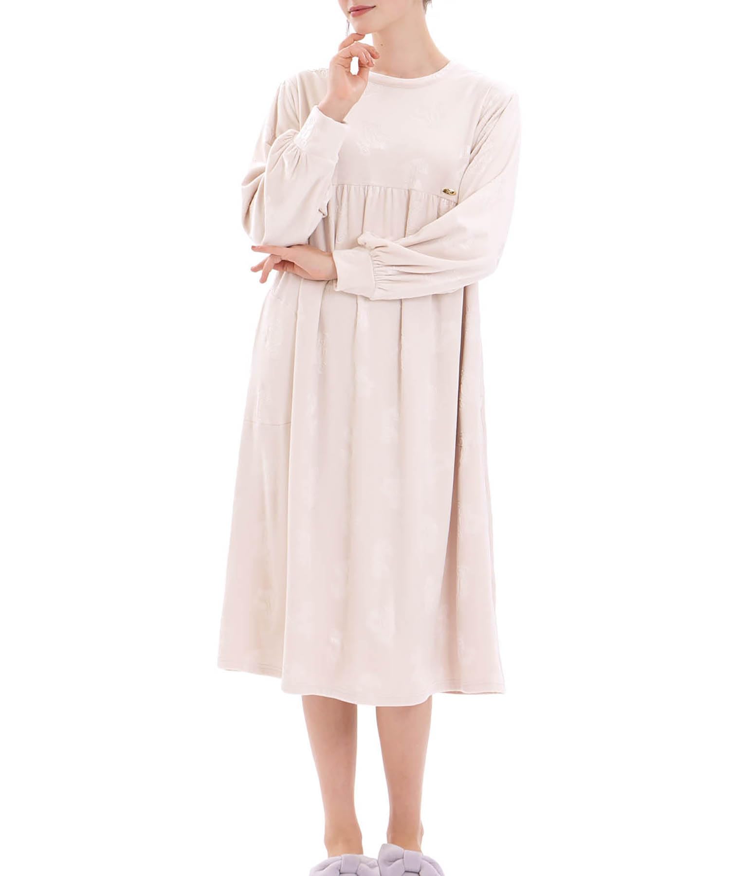 

Snow Smoothie Embossed Teddy Bear Dress слоновая кость