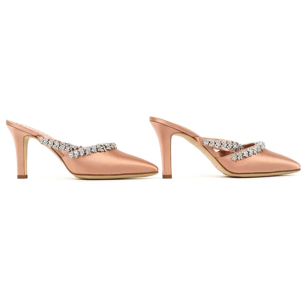 Excellent MANOLO BLAHNIK Mule VEDADAMU Crystal Jewel Trim Pointed Toe Satin 37.5 Used