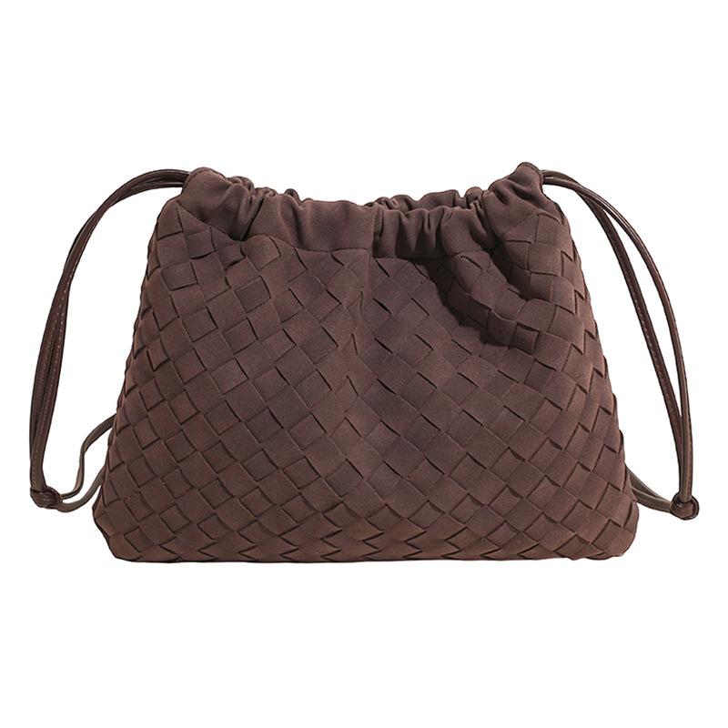 2025 New Retro Woven Garbage Bag Cloud Bag Women's Fashion Commuter Simple and Versatile Soft Side Shoulder Crossbody Bag