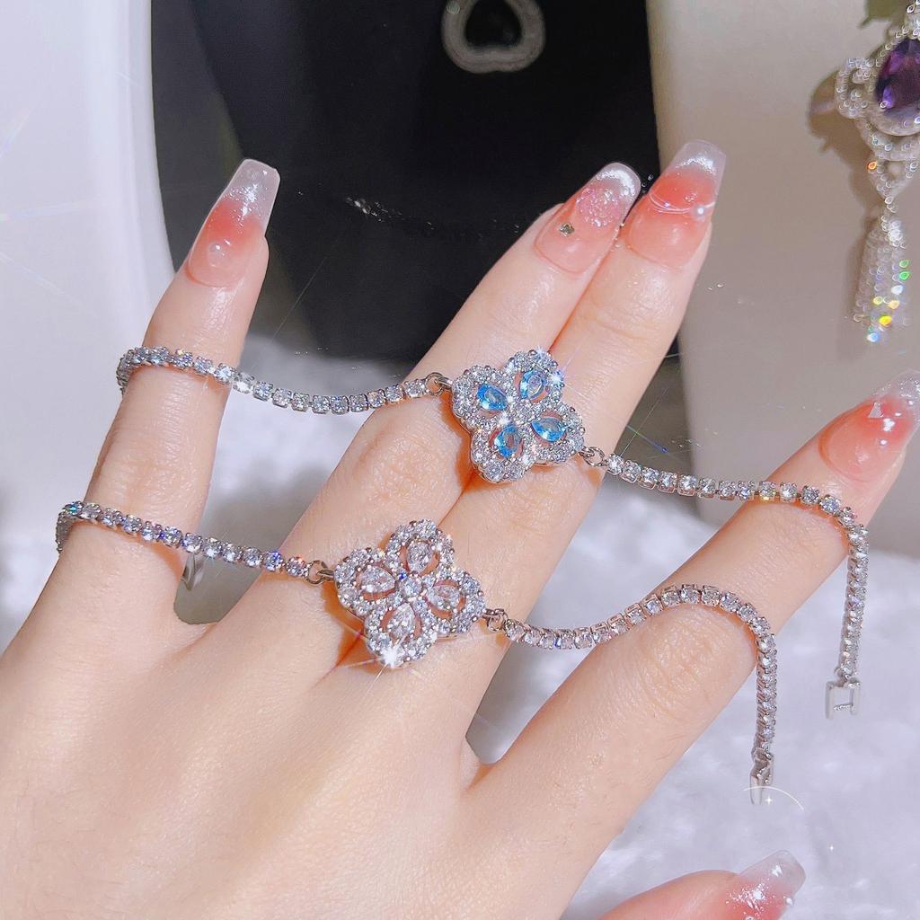 High-End Four-Leaf Clover Diamond-Encrusted Bracelet, Girls' Cold Wind Niche Design, Exquisite Light Luxury, Full Of Diamonds, Sea Blue Zirconium
