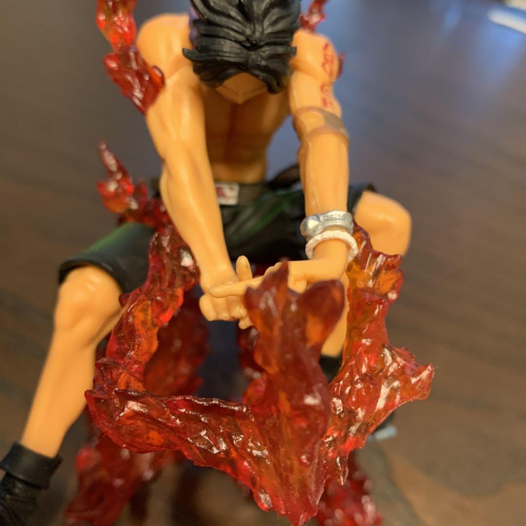 

[Б/У] Фигурка One Piece