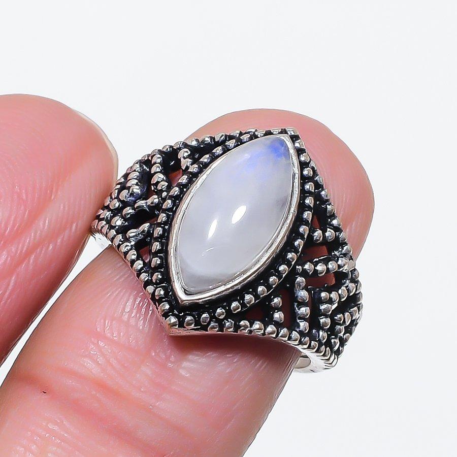 

Натуральный лунный камень Драгоценный камень 925 стерлинговое серебро Ювелирное кольцо Размер 7.5 N3C29