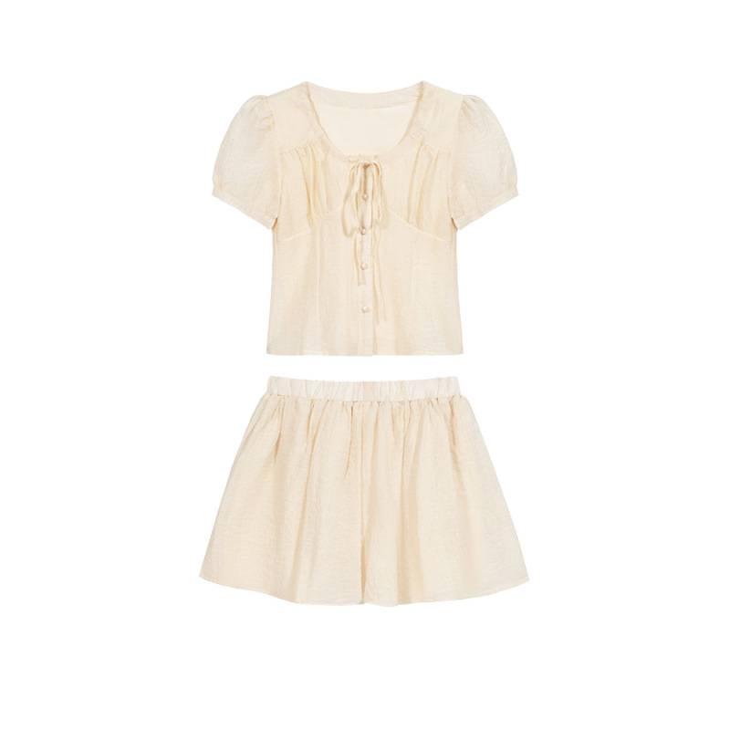 2026 Spring/Summer French Square Neck Short Sleeve Shirt & A-line Skirt Shorts Textured Fashion Set for Women