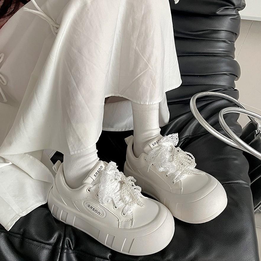 White high-end sense, small thick-soled white shoes, women's 2025 new summer skirt heightening casual board shoes