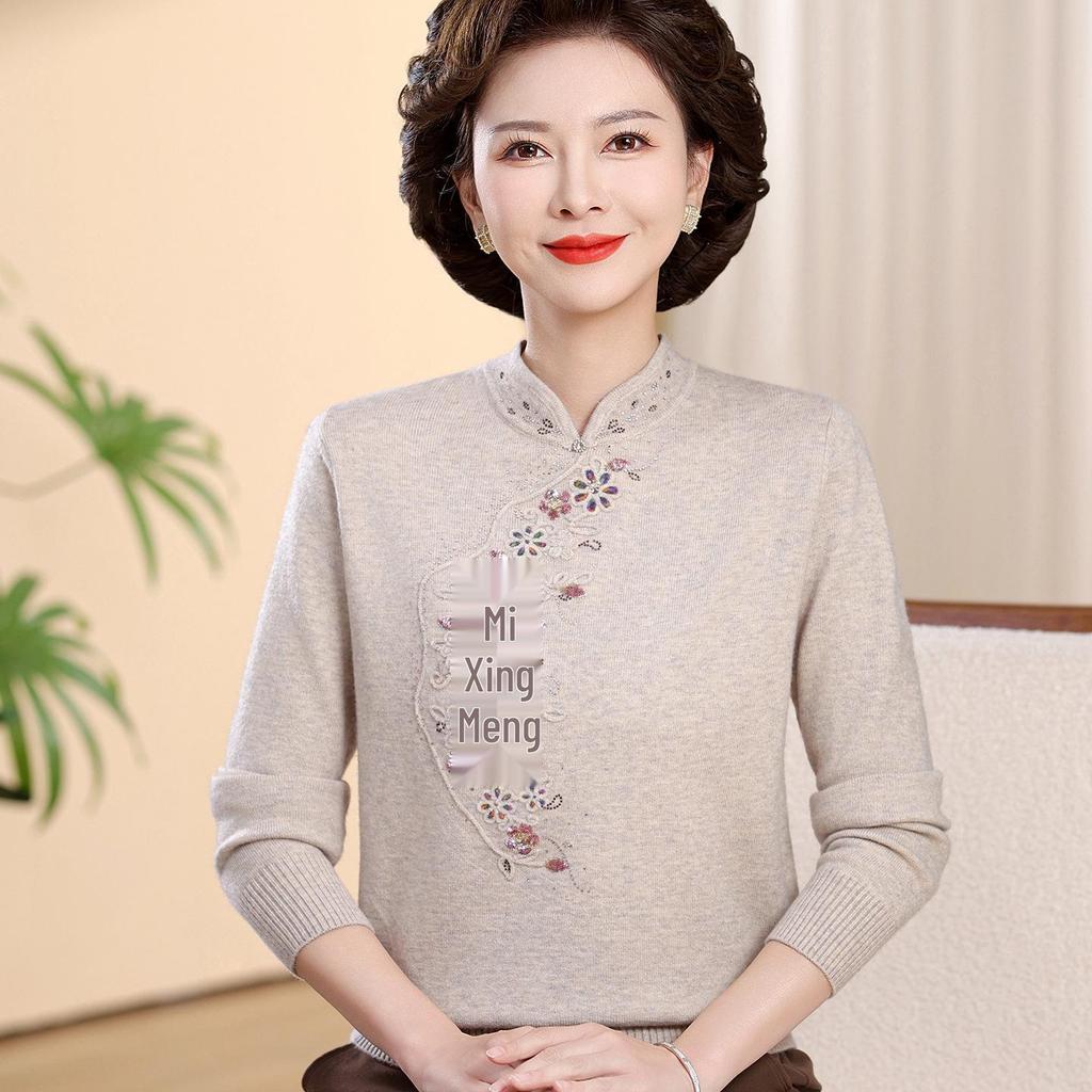New Chinese Style Warm Fleece-Lined Qipao Collar Sweater for Middle-Aged & Elderly Women
