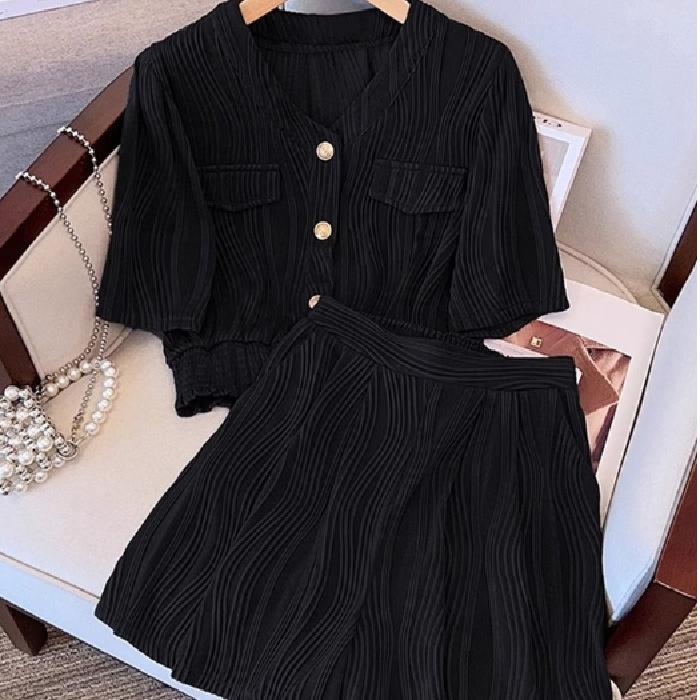 Textured Fashionable Short-sleeved Suit for Women Summer Loose Wide-leg Short Casual Pants Two-piece Set