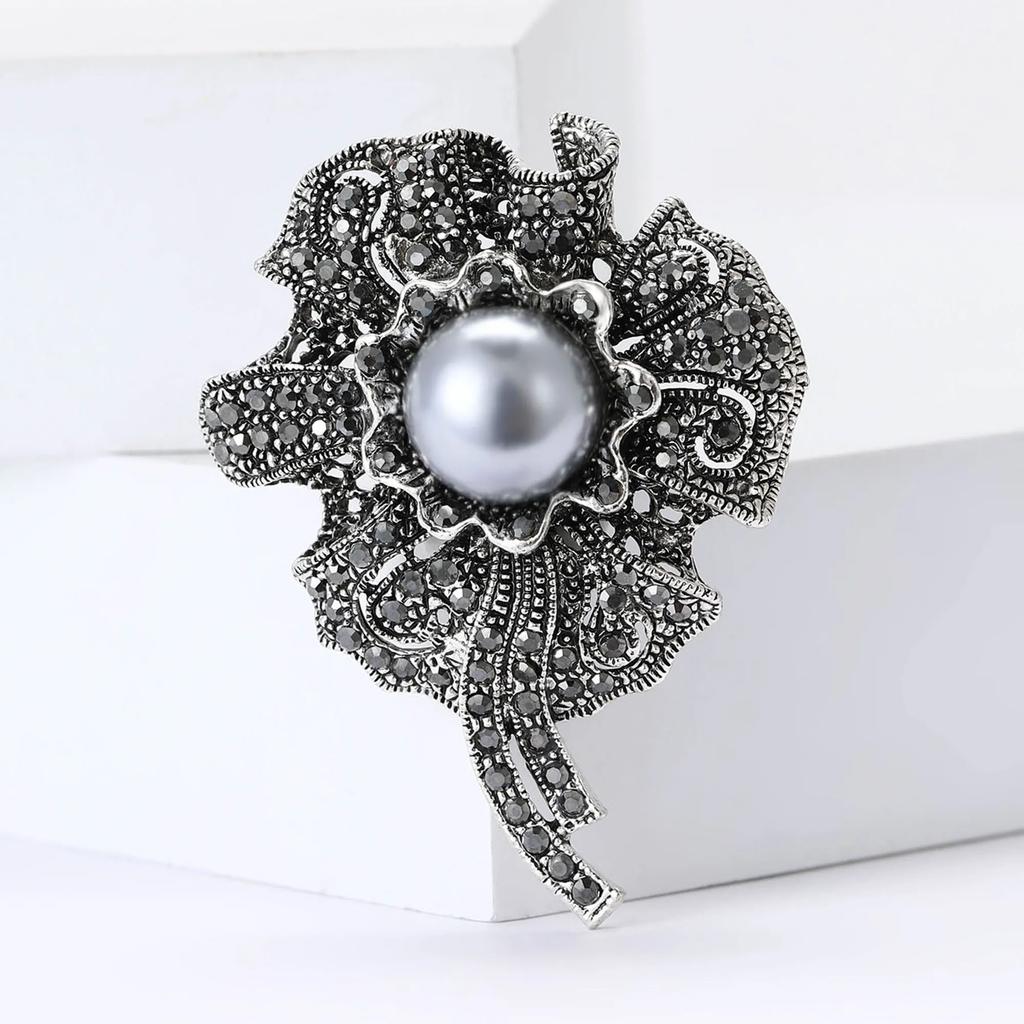 Elegant Pearl Gun Black Flower Brooches for Women Rhinestone Plant Pins Event Party Backpack Decoration Clothes Accessories