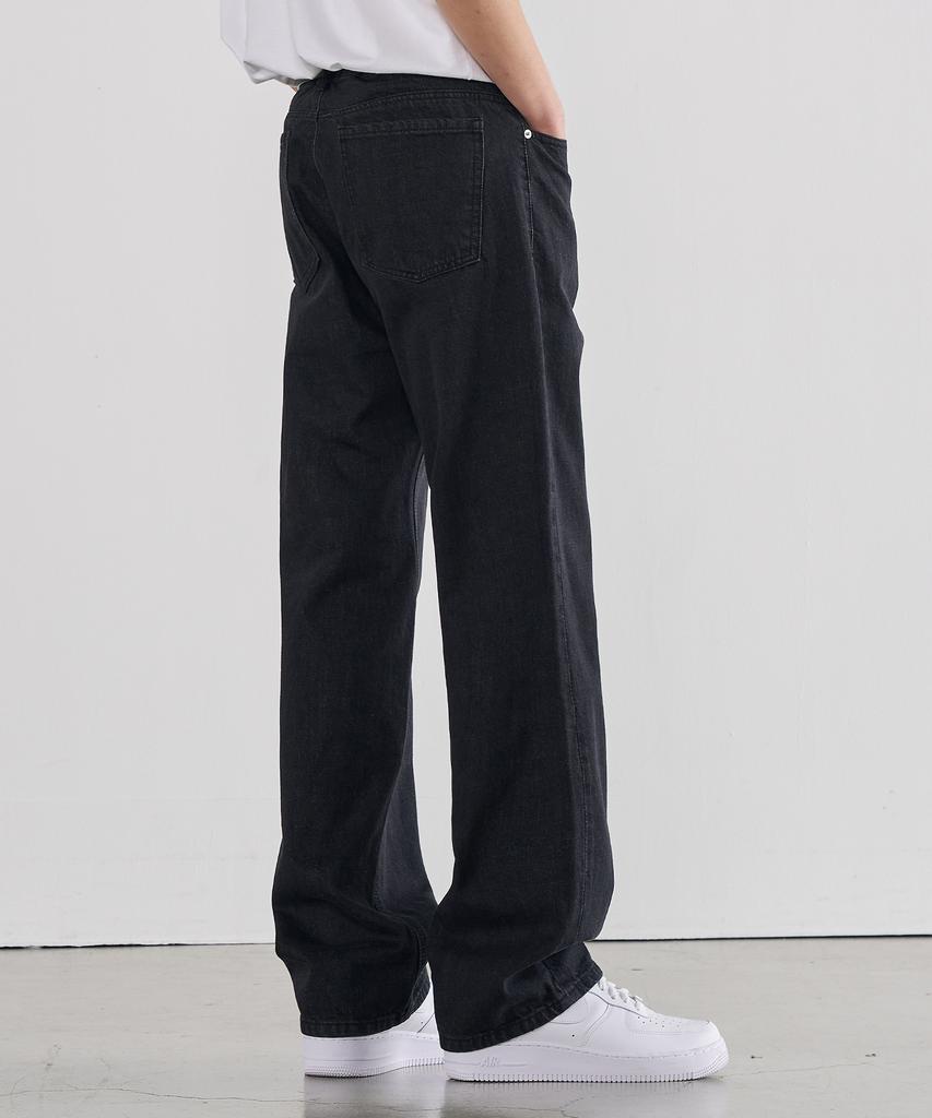 Awodeijeu Semi-Wide Denim Pants [Washed Black]