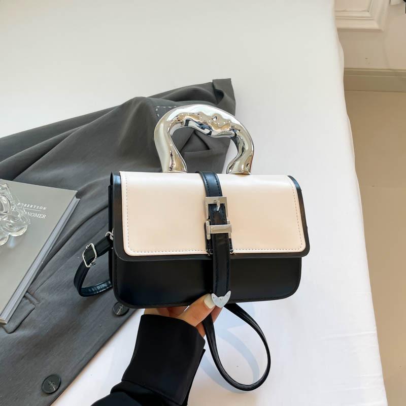 

Simple new beautiful small square bag, handbag, fresh shoulder bag, advanced texture temperament messenger bag