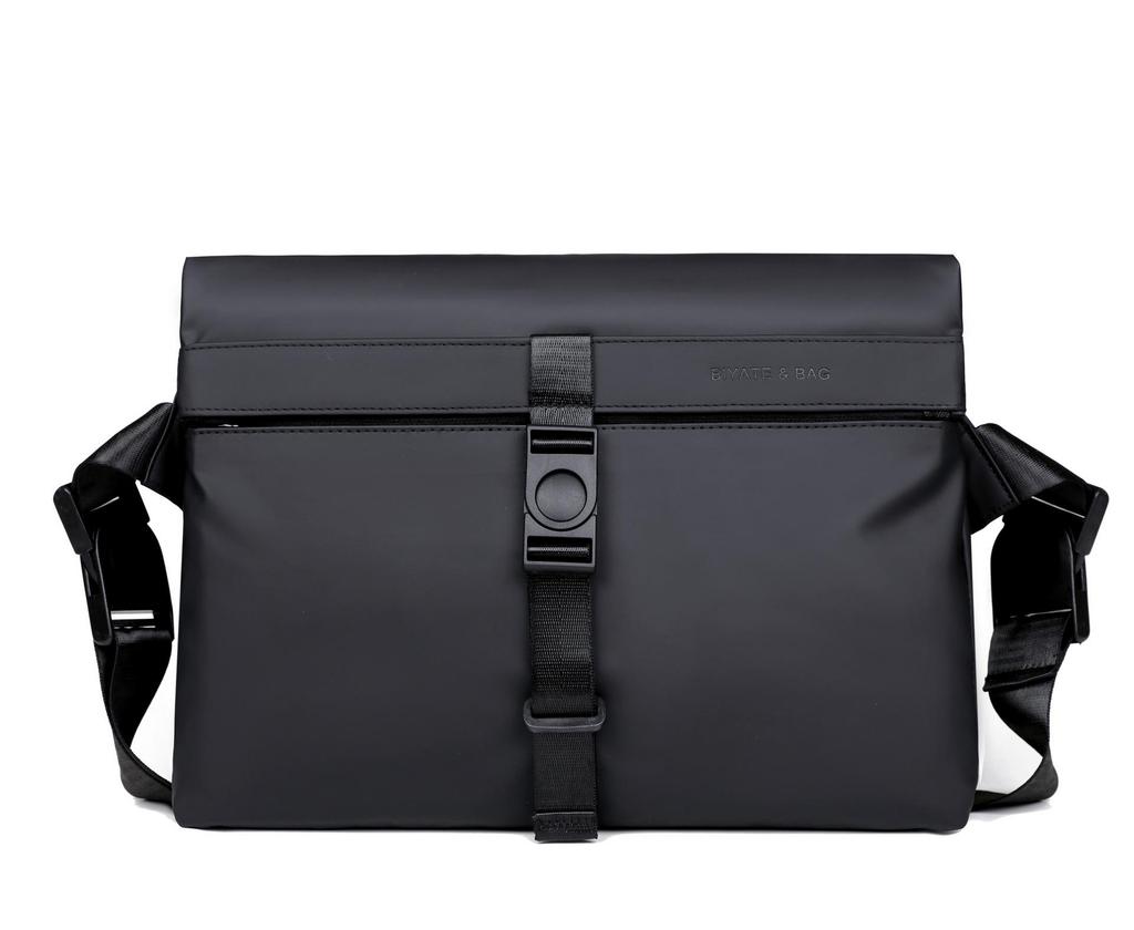 Nordic Minimalist Men's Leather Crossbody Briefcase – Trendy Shoulder Bag for Business Commute