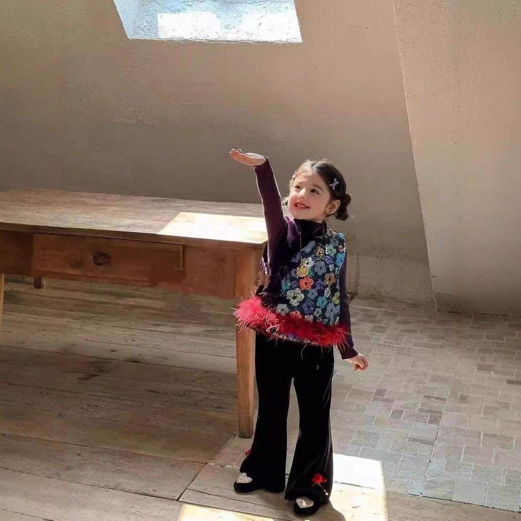 Girls' Chinese-Style Sequin Tang Suit Vest - Winter 2025 Edition