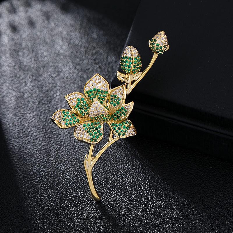 Elegant Magnolia Luxury Temperament Brooch Women's High-end Flower Delicate Brooch Suit Sweater Pin Fixed Accessories