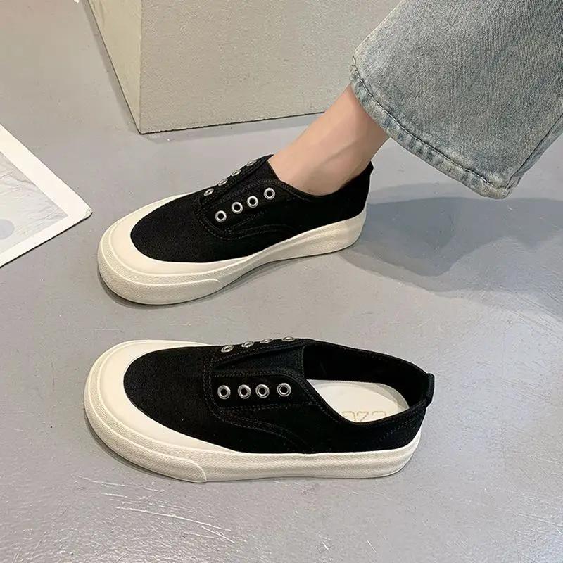 Fashion Round Toe Female Footwear Canvas Women's Shoes Slip on Flat Casual Sneaker Trends 2024 High Quality Cotton Korean Daily Routine