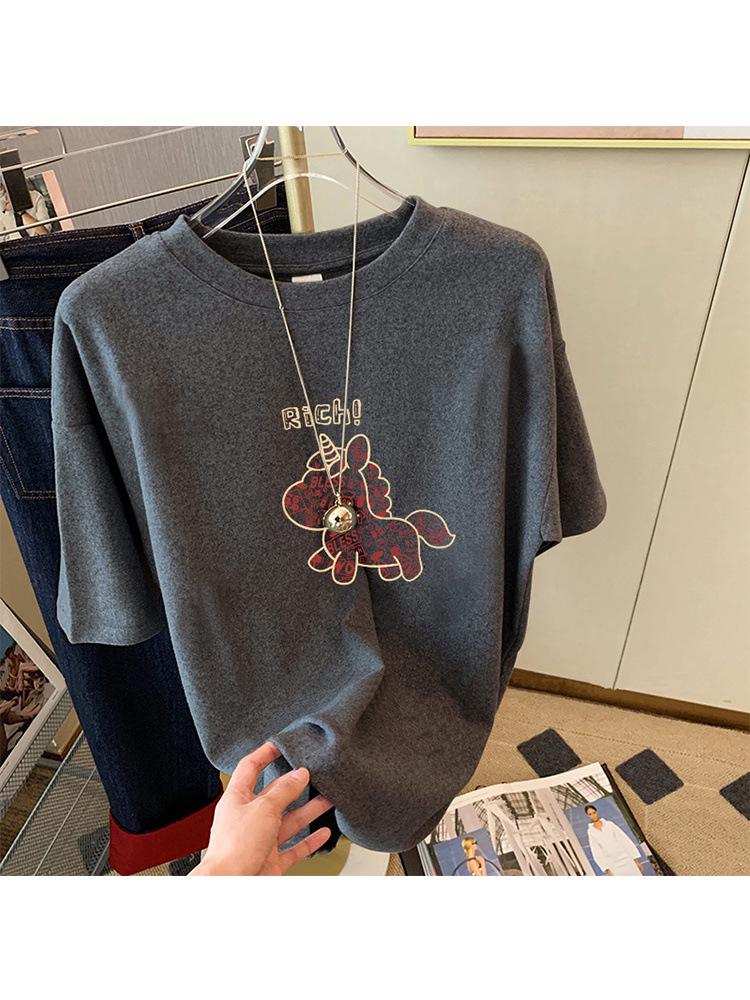 Women's Red Year of the Horse Print Brushed Cotton Short Sleeve T-shirt - Loose Fit, Versatile Trendy Style