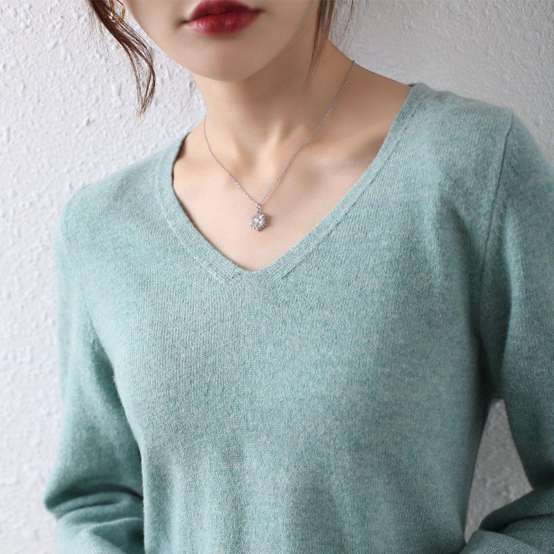 Short Velvet Sweater for Women V-neck Knitted Sweater for Autumn and Winter and Thin Loose Pullover