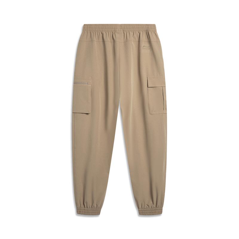 Li Ning Sports Lifestyle Series Solid Color Mid Waist Elastic Cuff Knitted Joggers Men Joggers Khaki AYKU181-4