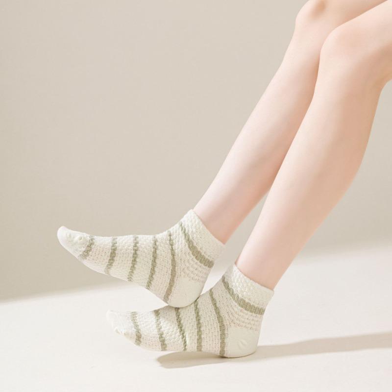 Female Summer Cotton Stripe Breathable Small Fresh Lace Bubble Mouth Boat Socks