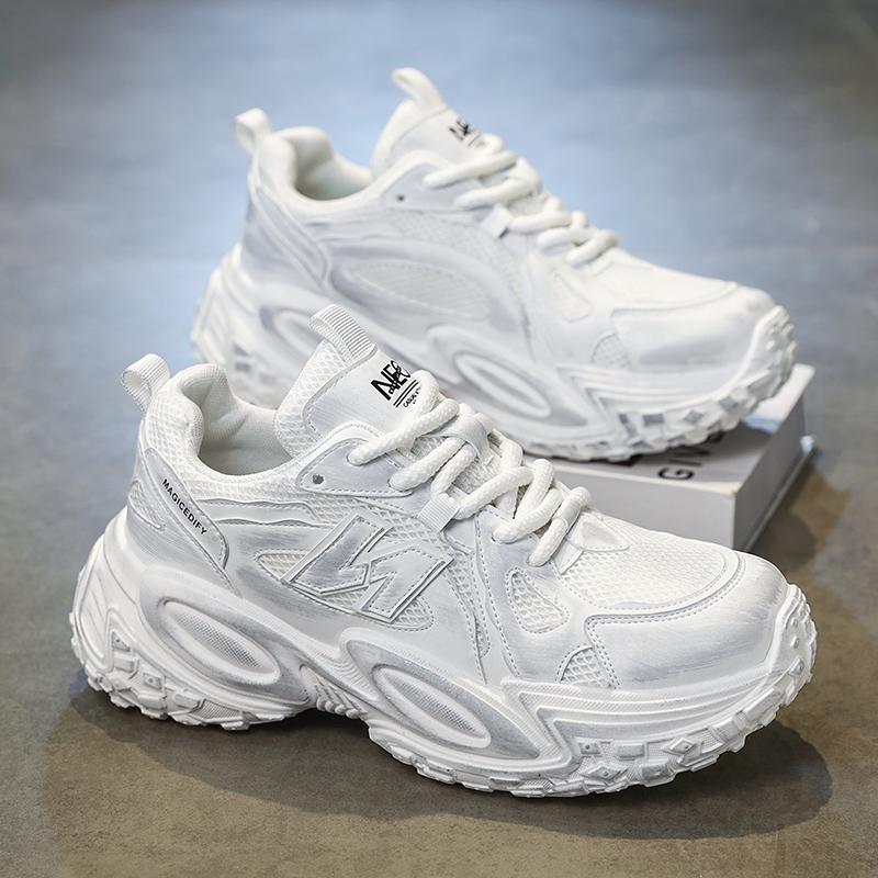 New Fashion Men 's Four Seasons Comfortable Thick Sole Shoes Students BoysTrending Soft Sole Breathable Casual Running Sneakers