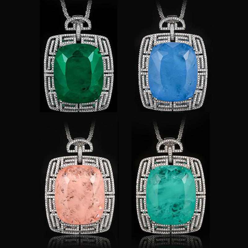 New Jewelry Necklace Emerald Color Vintage Women's Style Banquet Fashion Large Square Pendant Light Luxury