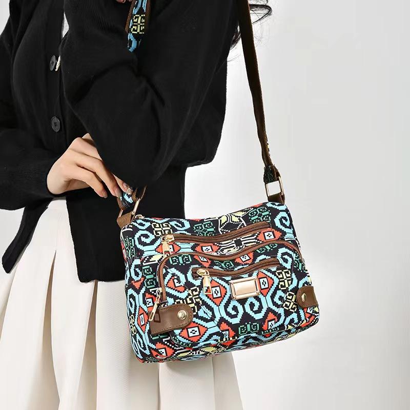 Ladies Crossbody Bag Oxford Cloth Crossbody Bag Leisure Travel Multi-Layer Shoulder Zipper Printed Bag