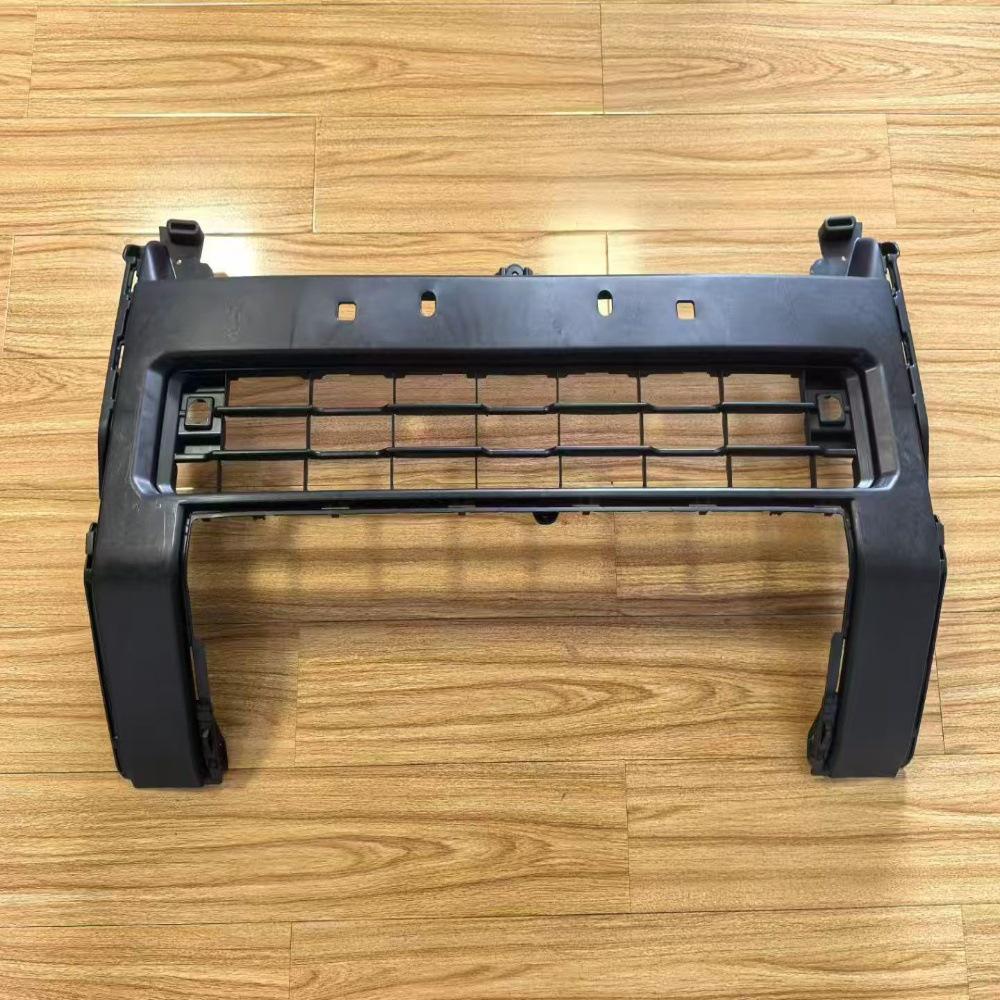 Комплект передней нижней решетки радиатора Prado VX 2024-2025