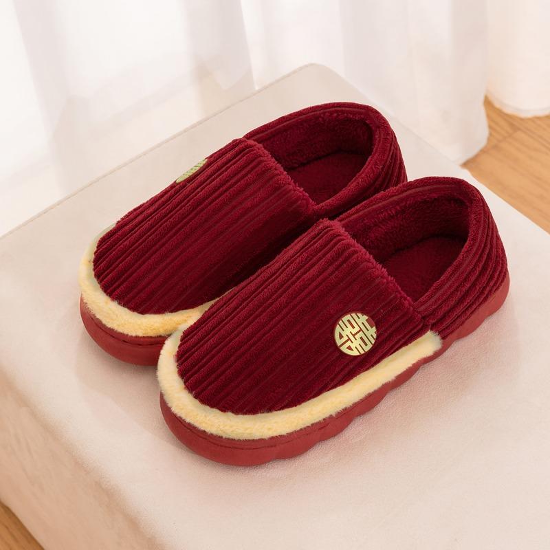 Wedding cotton shoes high-end newlywed couple models groom and bride dowry festive red pair of winter light luxury wedding shoes