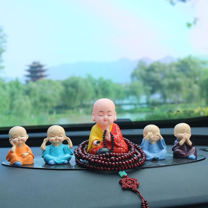 Solar-Powered Zen Monk Chanting Car Ornament: Creative Decoration for Car Interiors